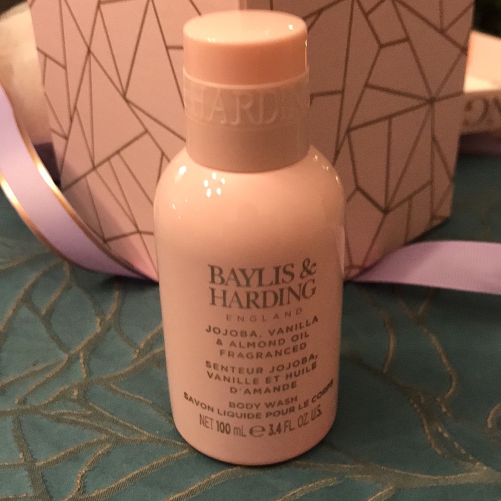 Baylis & Harding England Gift Box π - Picture 5 of 8